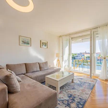 Apartman Harbor Lights *