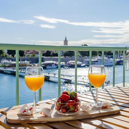 Harbor Lights Apartamento