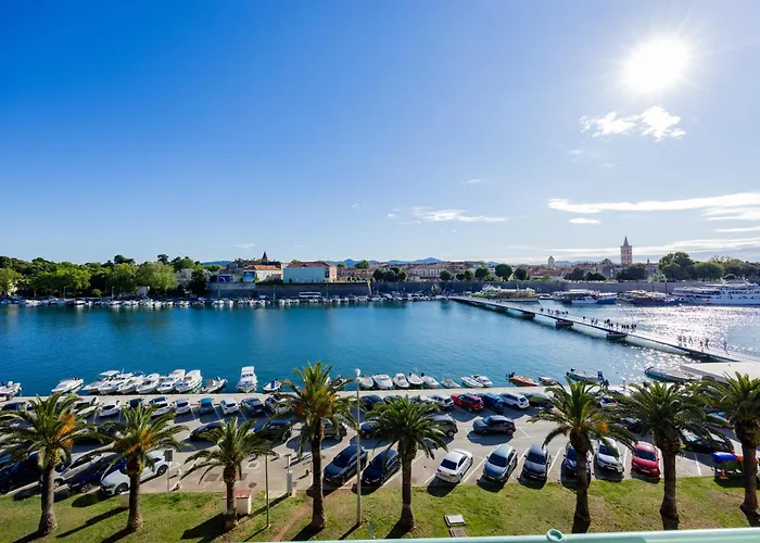 Harbor Lights דירה זאדאר