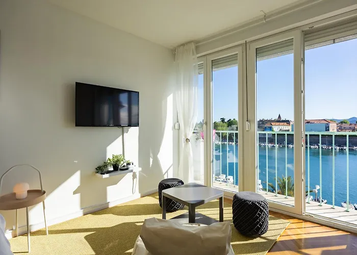 Harbor Lights Apartamento